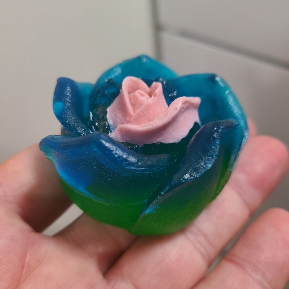 Vegan specialty soaps - Picture 9 of 17